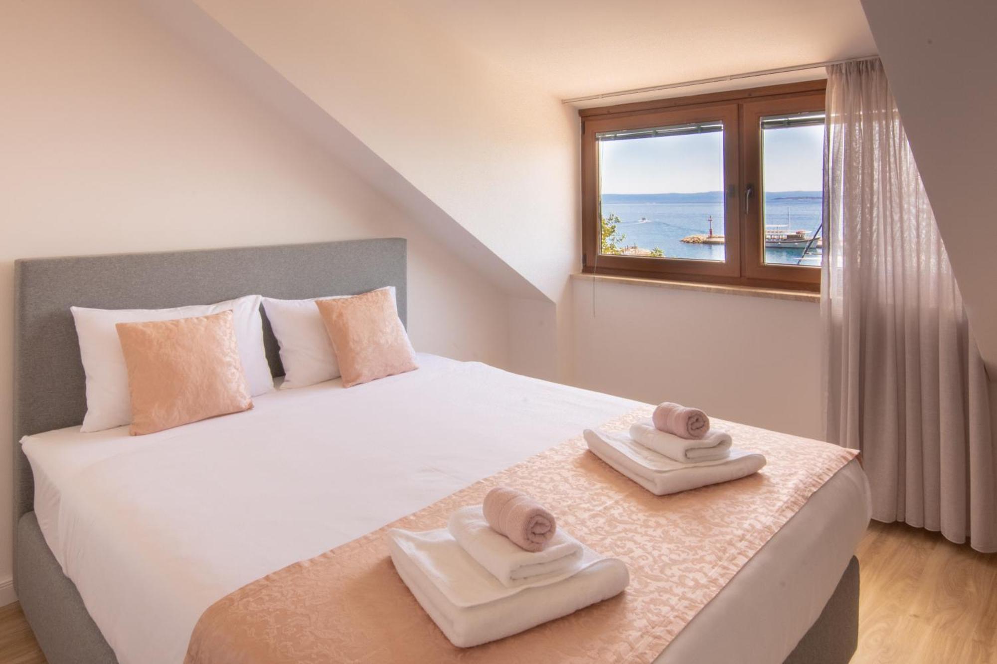 Bed & Breakfast Portun In The Center Baška Voda Exterior foto